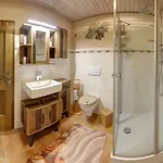 Konukevi Gaestehaus Barbara Schwaiger - Chiemgau Karte 3*
